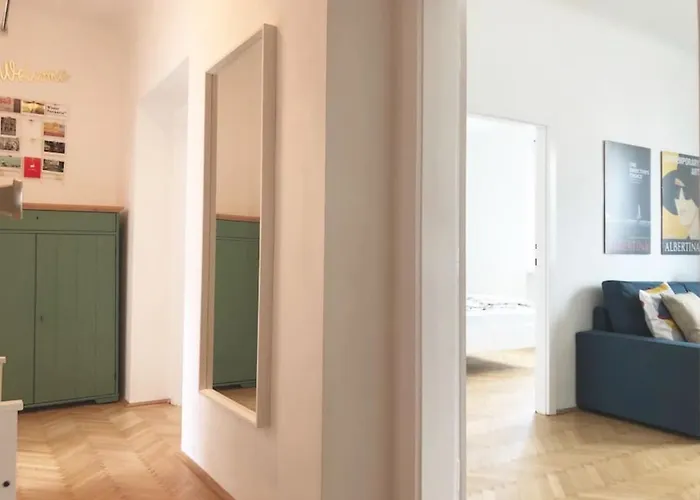 Bright, Lovely And Quiet At The Heart Of Vienna, Nachmarkt, Center Appartement *