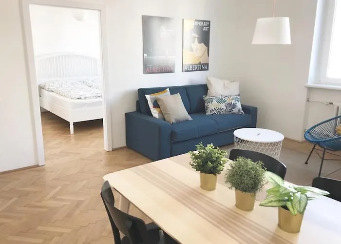 Appartement Bright, Lovely And Quiet At The Heart Of Vienna, Nachmarkt, Center Wenen